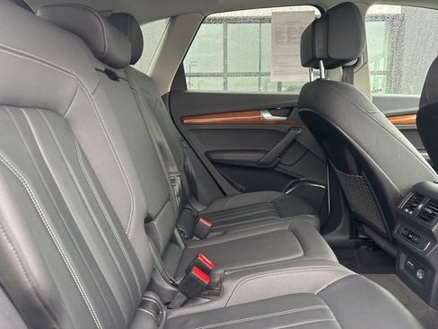 Used 2022 Audi Q5 2.0T Premium Plus image 15