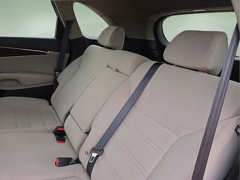 Used 2016 Kia Sorento LX image 20