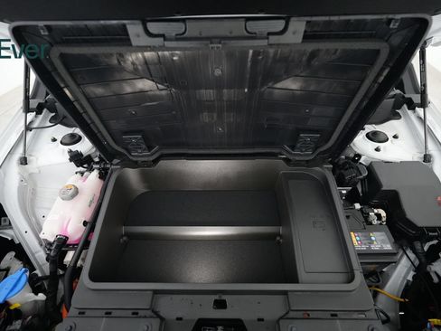 Used 2025 Hyundai Kona SEL FWD image 28