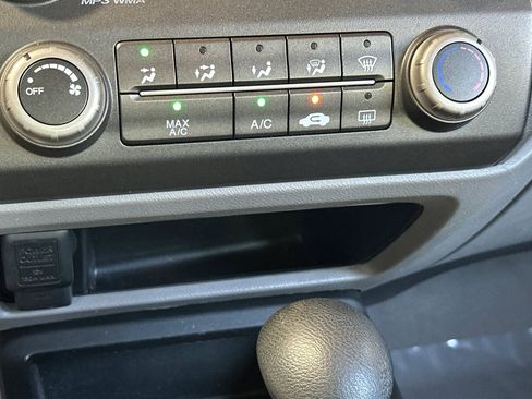 Used 2011 Honda Civic LX image 23