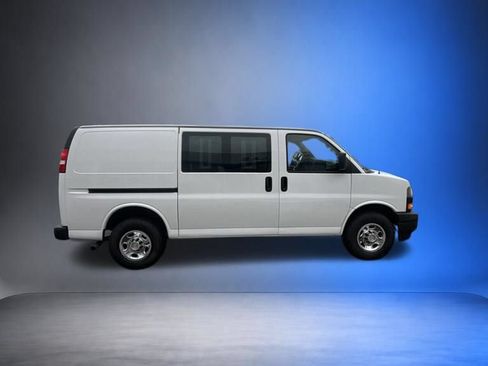 Certified 2019 Chevrolet Express 2500 w/ Driver Convenience Package RWD image 3