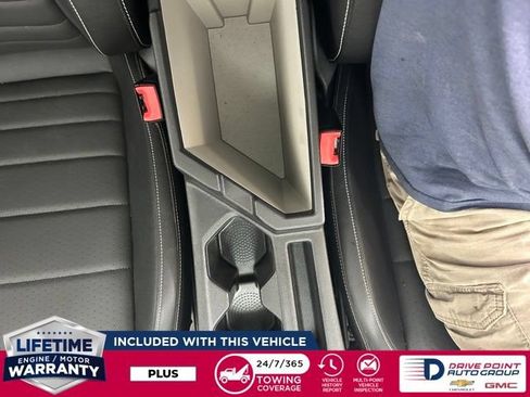 Used 2024 Volkswagen Jetta SE FWD image 21
