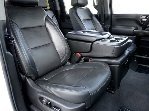 Used 2020 Chevrolet Silverado 2500 LTZ AWD/4WD image 30