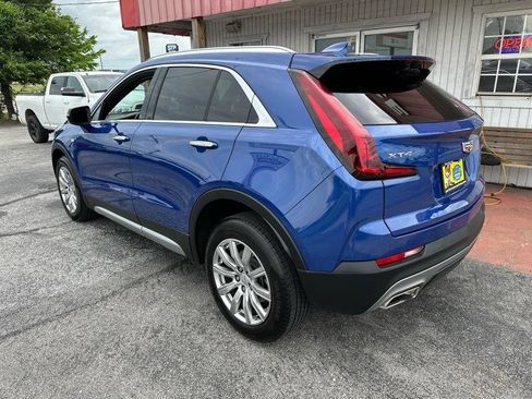 Used 2023 Cadillac XT4 Premium Luxury FWD image 9