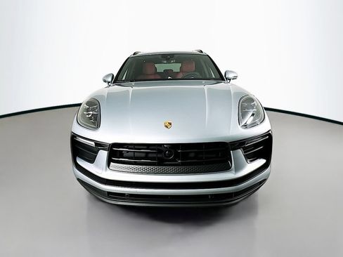 Certified 2026 Porsche Macan AWD/4WD image 6