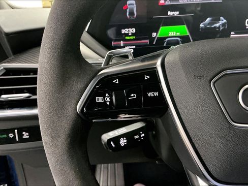 Used 2022 Audi RS e-tron GT image 20