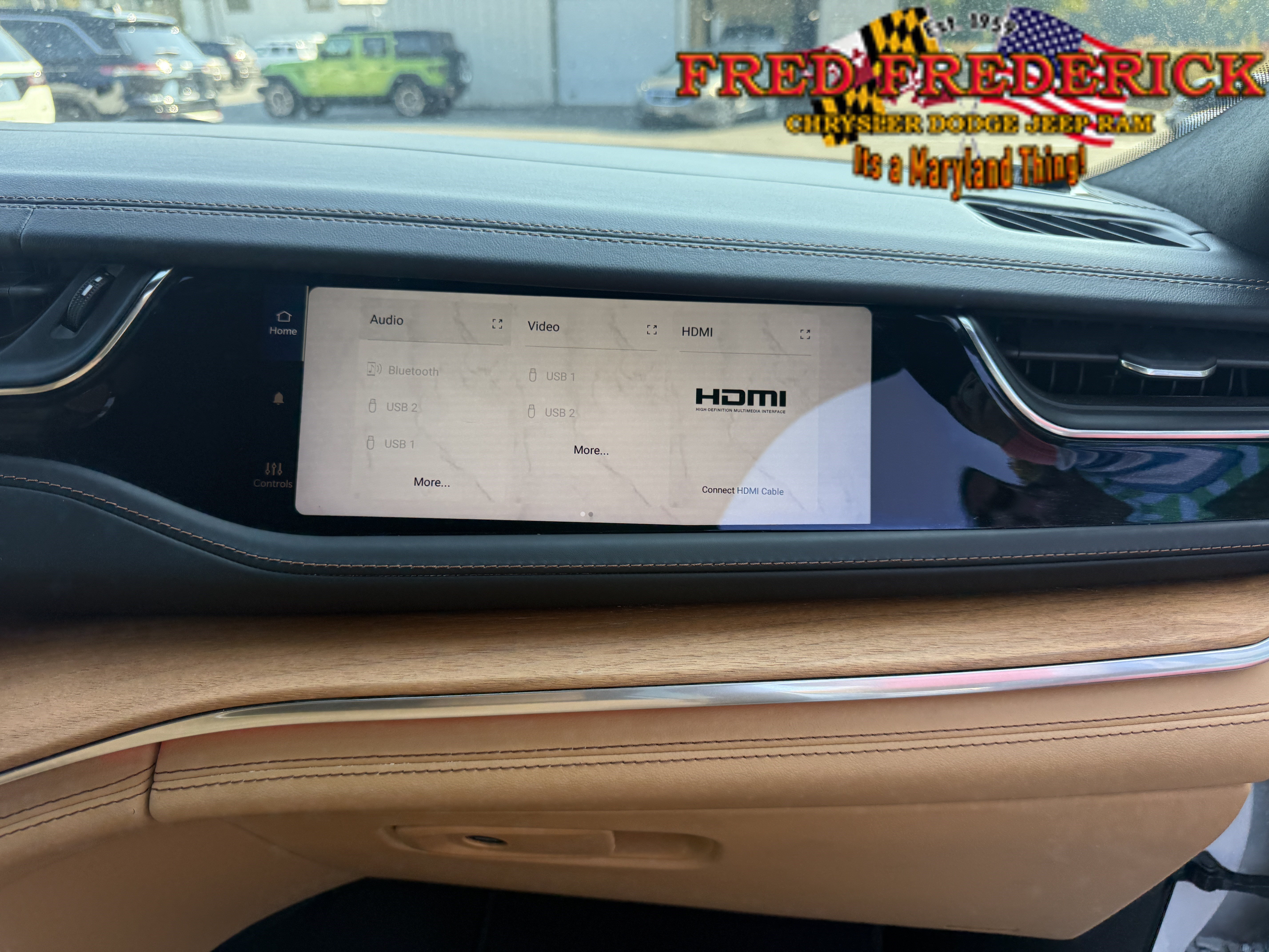 Used 2022 Jeep Grand Cherokee Summit AWD/4WD image 18