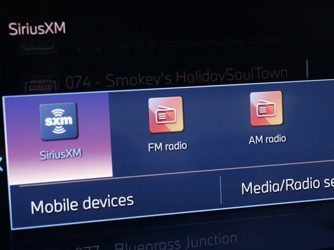 Used 2023 BMW 760i xDrive w/ Executive Package image 49