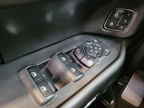 Used 2021 Ford Expedition Max Platinum AWD/4WD image 27