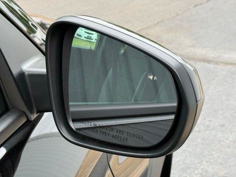 New 2026 Chevrolet TrailBlazer LT w/ Convenience Package FWD image 15