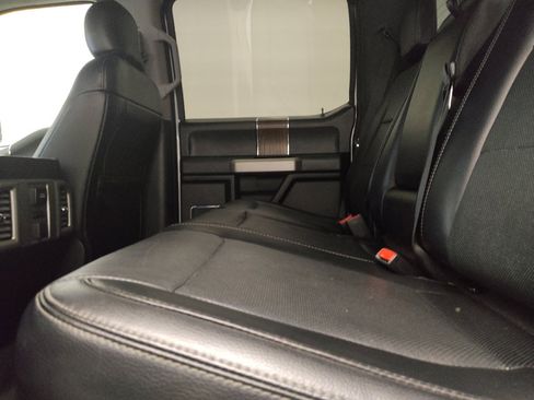 Used 2016 Ford F150 Lariat w/ Equipment Group 502A Luxury RWD image 18