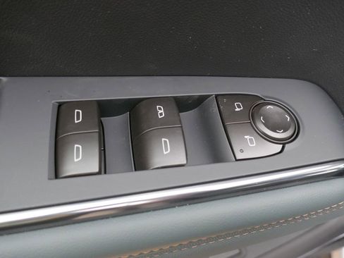 New 2026 GMC Acadia AT4 AWD/4WD image 18