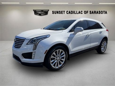 Used 2018 Cadillac XT5 Platinum w/ Driver Assist Package image 7