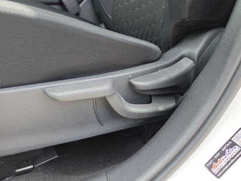 Used 2023 Nissan Kicks SV FWD image 25