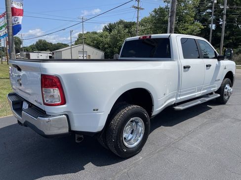 Used 2024 RAM 3500 Big Horn image 3