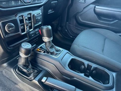 Certified 2021 Jeep Wrangler Unlimited Sport AWD/4WD image 17