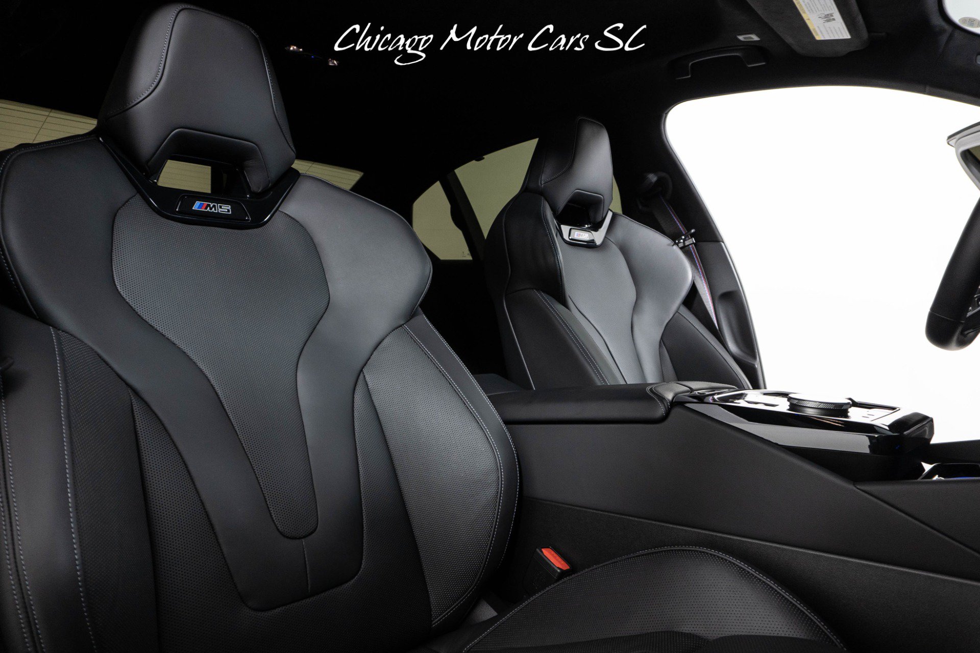 Used 2025 BMW M5 w/ Carbon Package AWD/4WD image 45