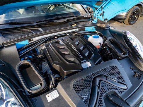 Used 2017 Porsche Macan S image 32