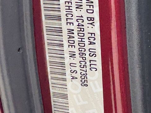 Used 2023 Dodge Durango GT image 33