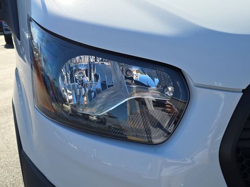 New 2026 Ford Transit 150 Low Roof RWD image 8