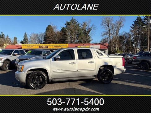 Used 2010 Chevrolet Avalanche LT w/ Luxury Package image 1