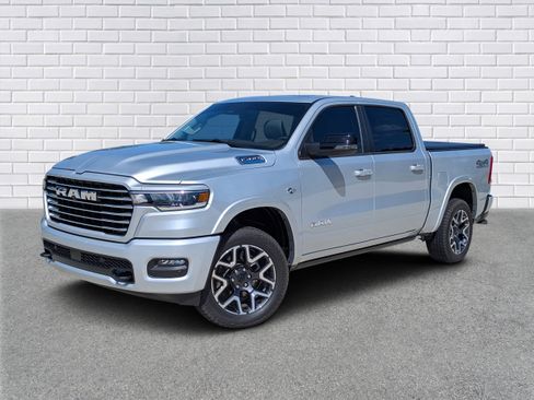 Used 2026 RAM 1500 Laramie AWD/4WD image 1