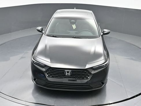 Used 2025 Honda Accord Sport image 28