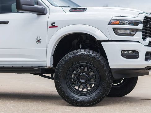 New 2026 RAM 2500 Big Horn AWD/4WD image 11