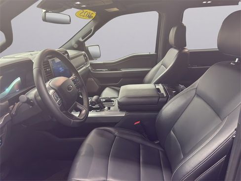 Used 2025 Ford F150 XLT w/ Equipment Group 303A High image 9