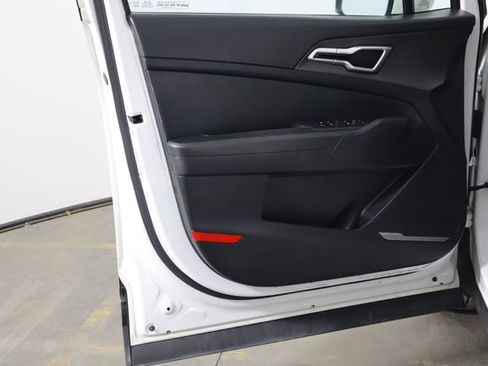 Used 2023 Kia Sportage LX FWD image 20