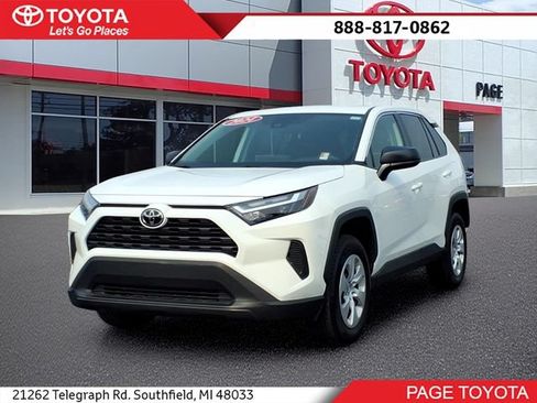 Used 2024 Toyota RAV4 LE AWD/4WD image 1