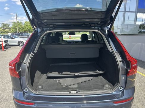 Certified 2024 Volvo XC60 B5 Core w/ Climate Package AWD/4WD image 27