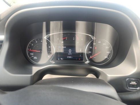 Used 2023 GMC Acadia SLE w/ Driver Convenience Package image 19