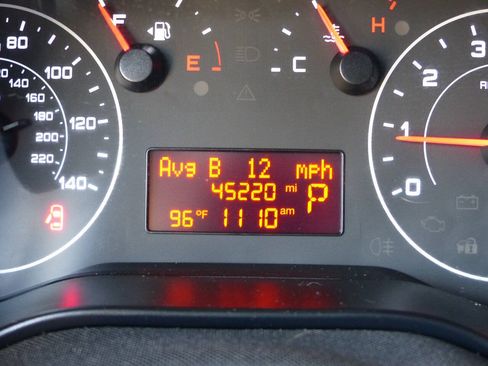 Used 2022 RAM ProMaster City Tradesman FWD image 26