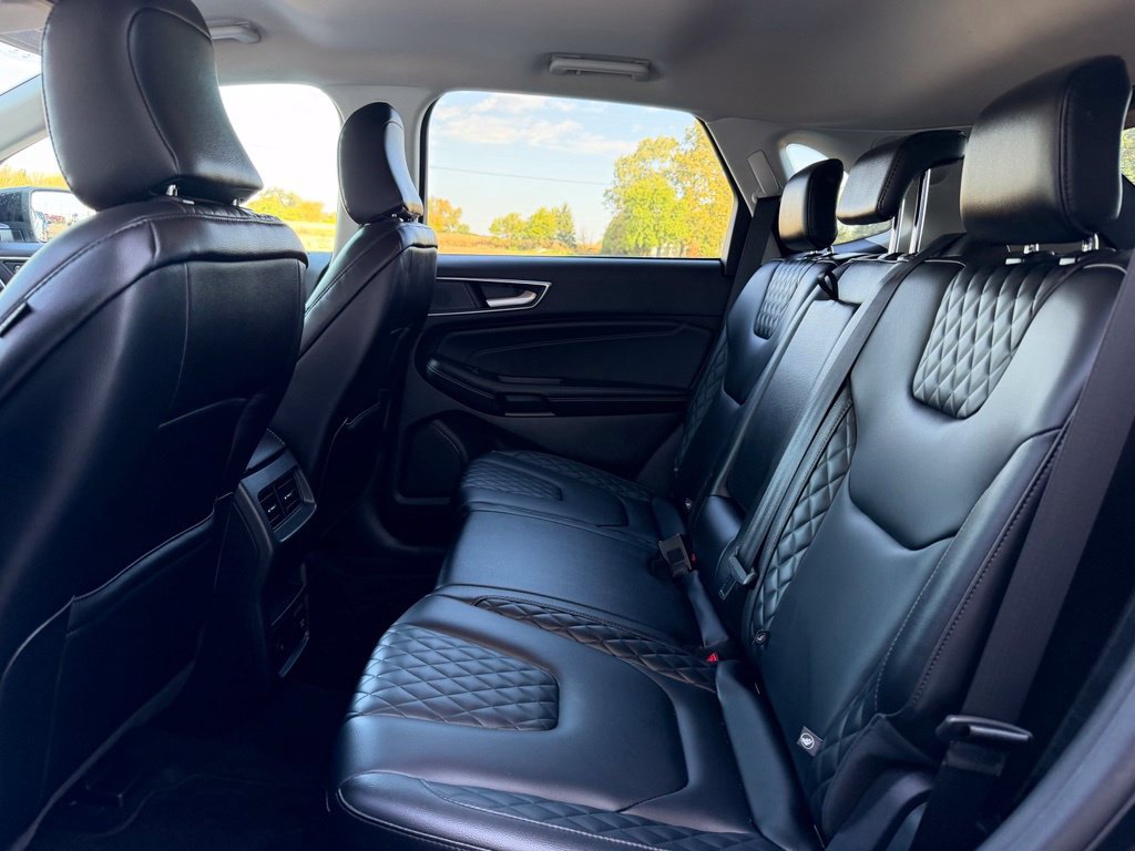 Used 2024 Ford Edge Titanium AWD/4WD image 18