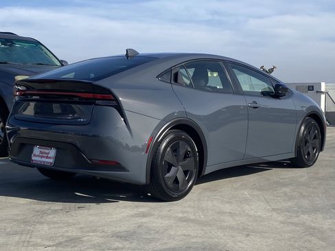 Certified 2025 Toyota Prius LE image 3