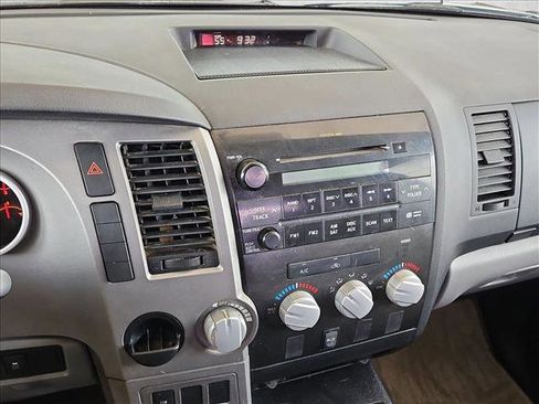 Used 2011 Toyota Tundra 2WD Double Cab w/ Tow Pkg image 18