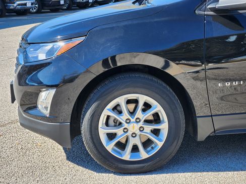 Used 2020 Chevrolet Equinox LS image 8