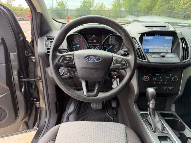 Used 2017 Ford Escape SE w/ Equipment Group 201A AWD/4WD image 16