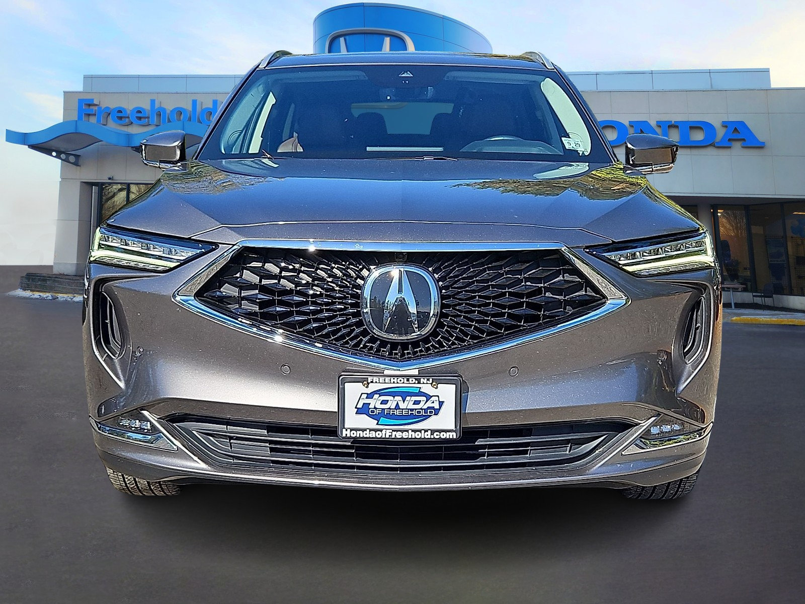 Used 2024 Acura MDX w/ Advance Package AWD/4WD image 2