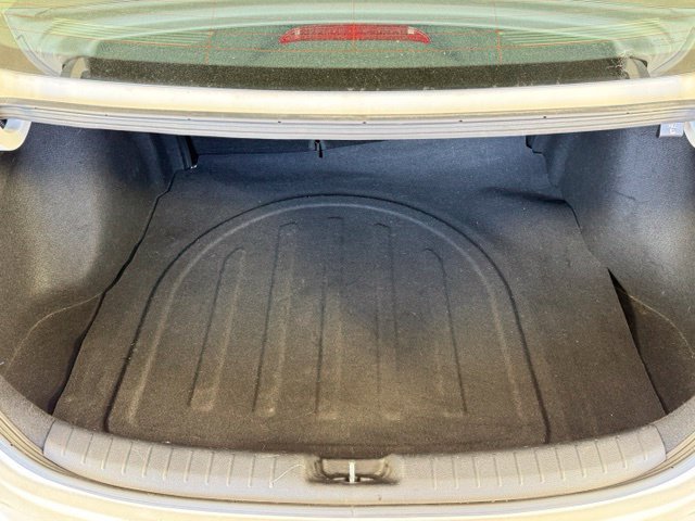 Used 2022 Kia Forte LXS w/ LXS Technology Package FWD image 22