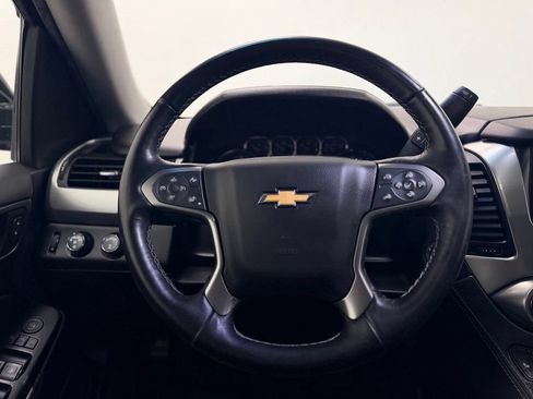 Used 2019 Chevrolet Tahoe LT w/ Luxury Package AWD/4WD image 14