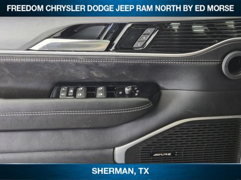 New 2026 Jeep Grand Wagoneer Limited AWD/4WD image 17