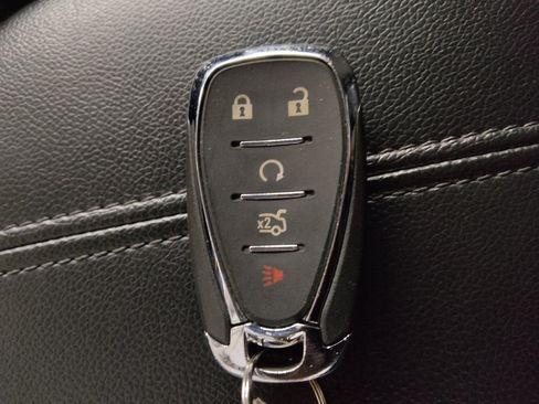 Used 2025 Chevrolet Malibu LT FWD image 32