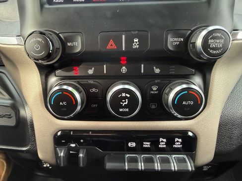 Used 2020 RAM 2500 Laramie AWD/4WD image 19