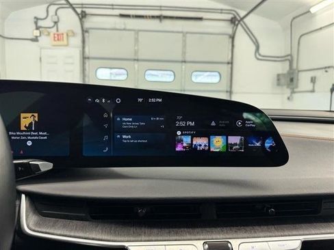 Used 2024 Lucid Air Touring AWD/4WD image 31