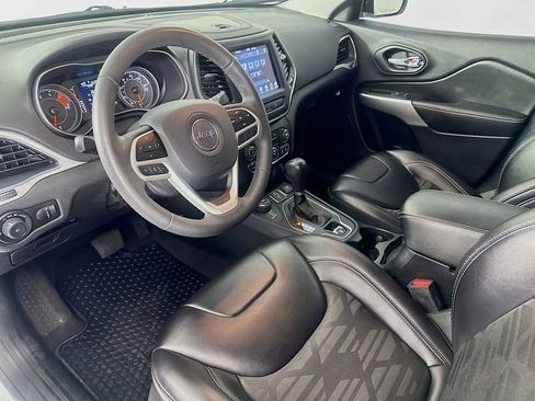 Used 2022 Jeep Cherokee Latitude image 9