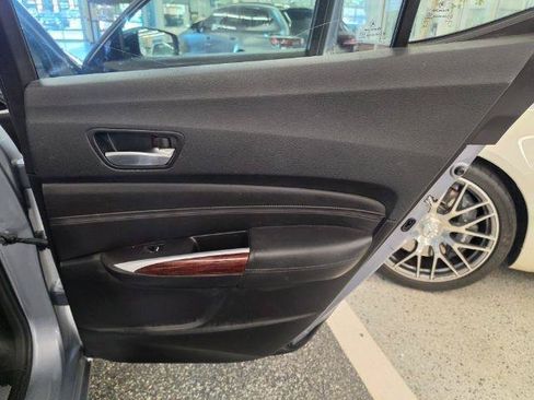 Used 2016 Acura TLX V6 FWD image 32
