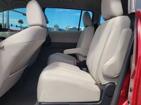 Used 2015 MAZDA MAZDA5 Sport FWD image 8