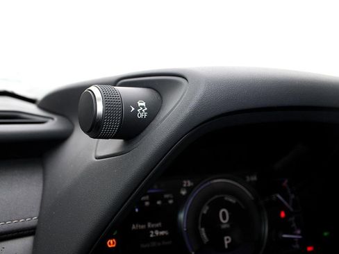 Used 2020 Lexus UX 250h w/ Premium Package image 15